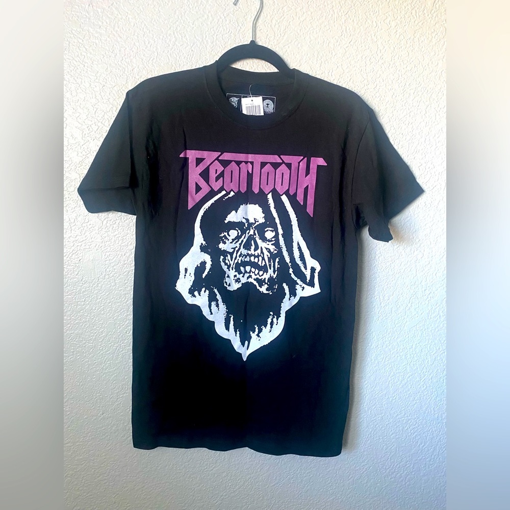 Beartooth tee NWT